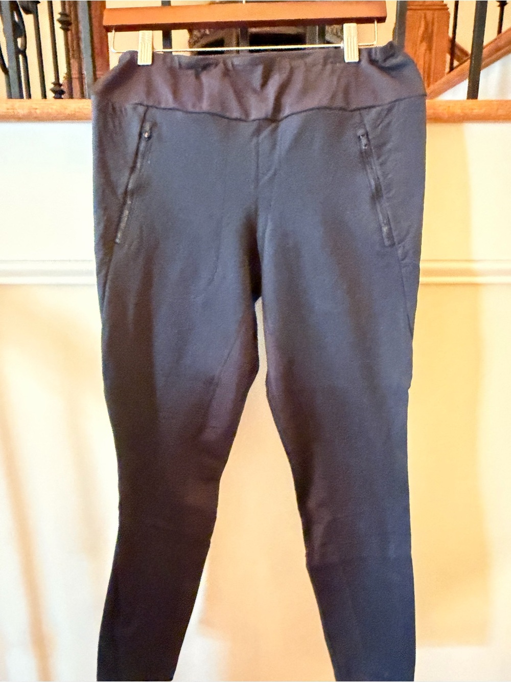 Athleta Black Peak Hybrid Fleece Lined Tight with Zip Pockets